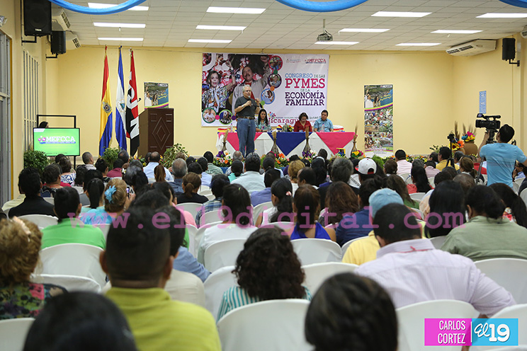 MEFCCA e Intur desarrollan Congreso de las Pymes de la Economía Familiar