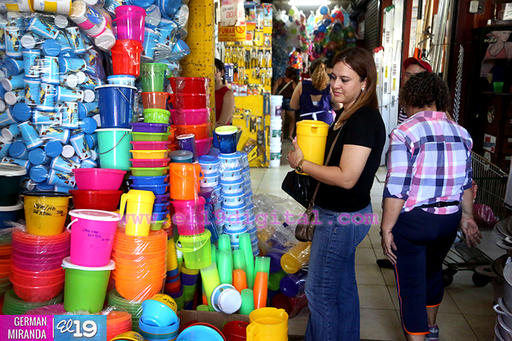 Inicio del novenario a la Virgen aumenta el comercio en los mercados