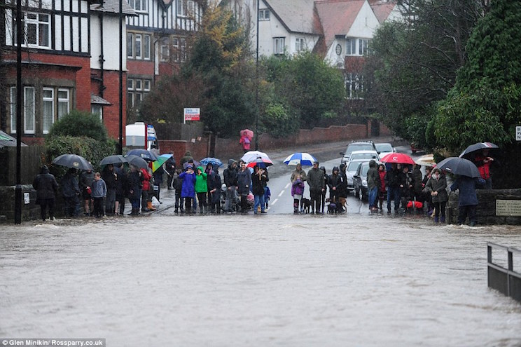 Alerta por graves inundaciones en Gran Bretaña
