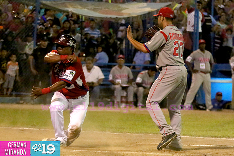 Gigantes de Rivas, campeones de la Liga Profesional