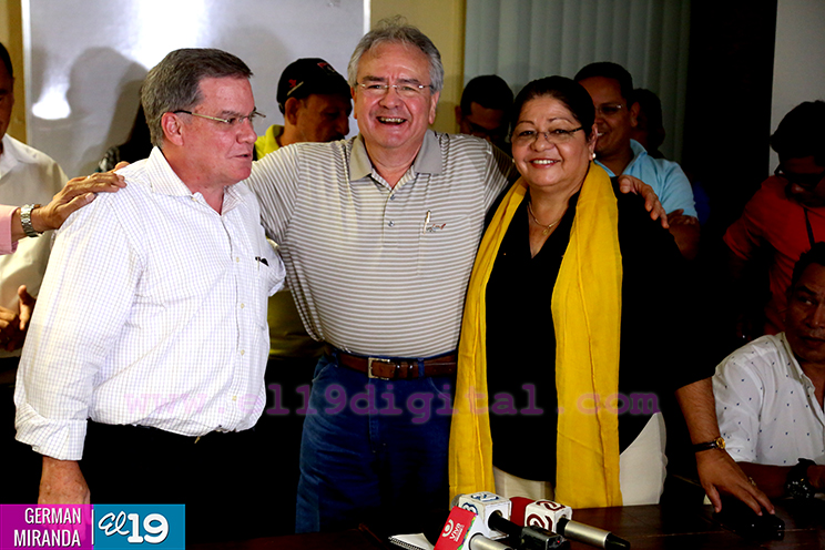 Acuerdan incremento del 8 y 9 por ciento del salario mínimo