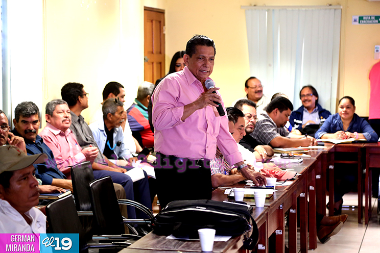 Acuerdan incremento del 8 y 9 por ciento del salario mínimo