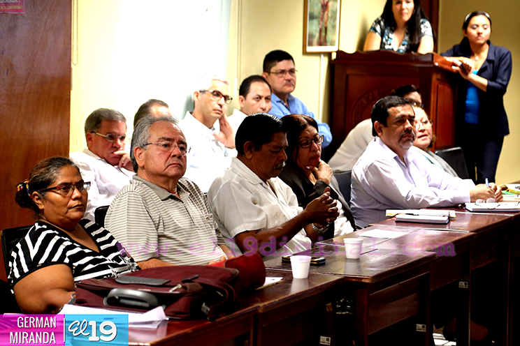 Acuerdan incremento del 8 y 9 por ciento del salario mínimo