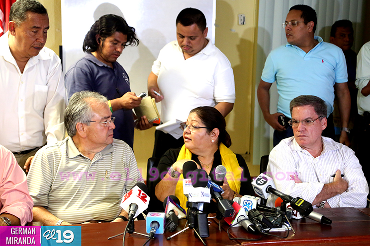 Acuerdan incremento del 8 y 9 por ciento del salario mínimo