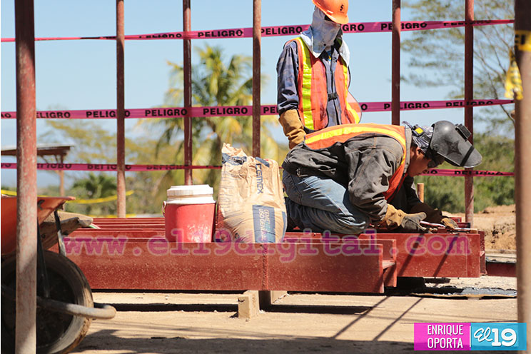 Avanza construcción de centro comercial Plaza la Fe en Carretera Sur