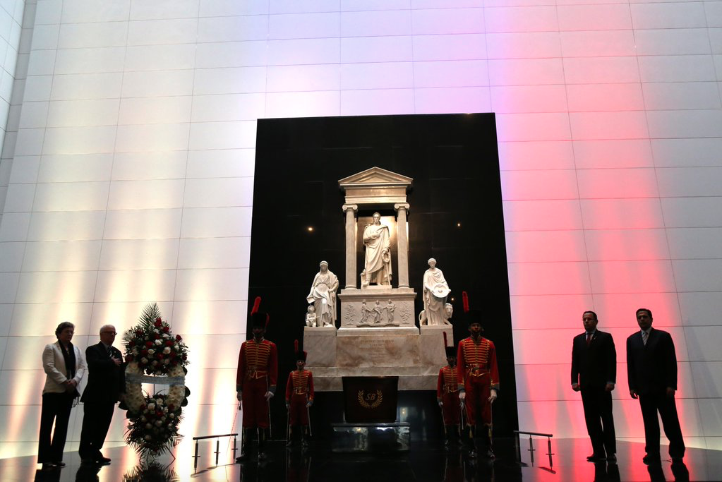 Conmemoran en Venezuela centésimo aniversario del fallecimiento del poeta Rubén Darío