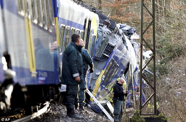 Fatal choque de trenes en el sur de Alemania deja 9 muertos