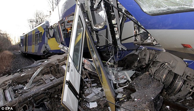 Fatal choque de trenes en el sur de Alemania deja 9 muertos