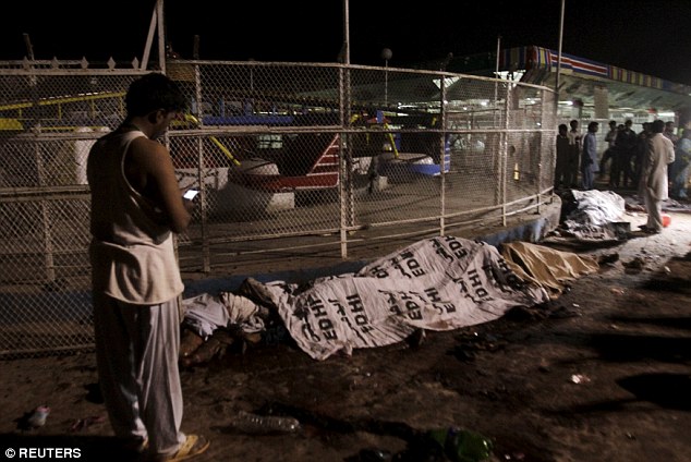 Una explosión en Pakistán deja más de 60 muertos y 300 heridos