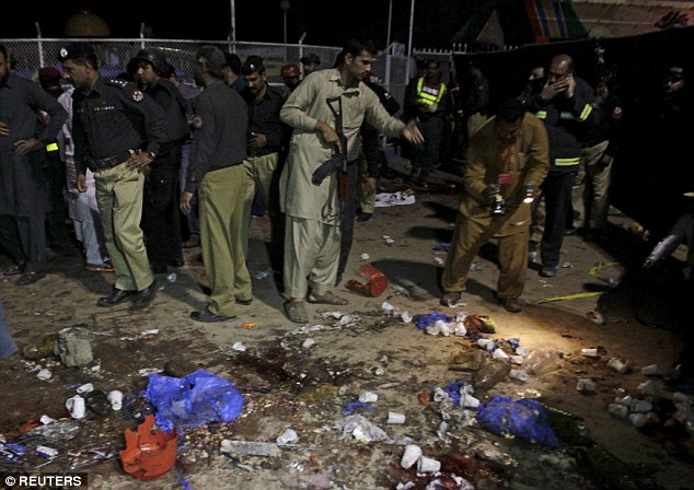 Una explosión en Pakistán deja más de 60 muertos y 300 heridos