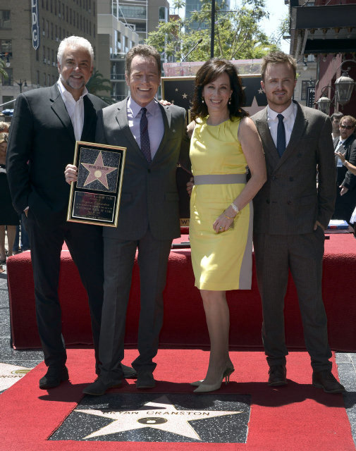 Bryan Cranston recibe una estrella en el Paseo de la Fama