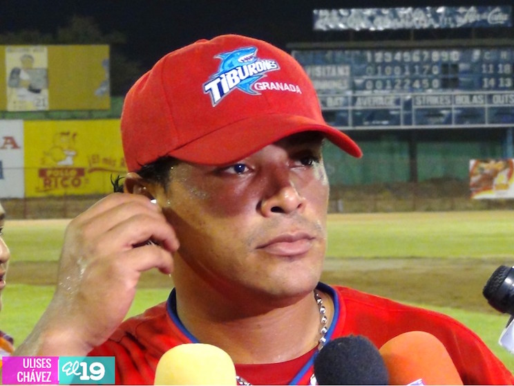 Everth Cabrera debuta con los Tiburones de Granada