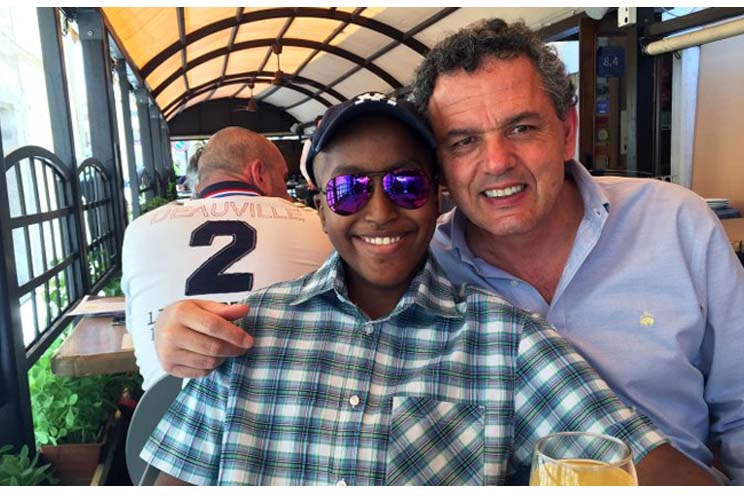 Pidió a Apple que desbloquee el iPhone de su hijo muerto