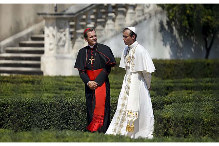 Jude Law protagoniza el primer tráiler de 'The Young Pope', la serie de Paolo Sorrentino