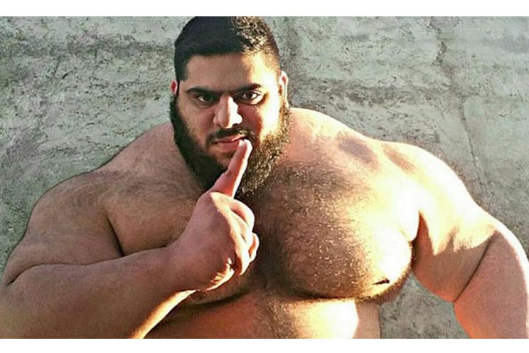El "Hulk" iraní se impone en Instagram con su enorme musculatura