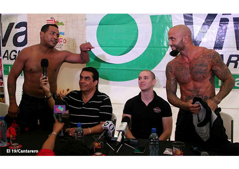 Mayorga y Martínez se desafían en careo frente a la prensa