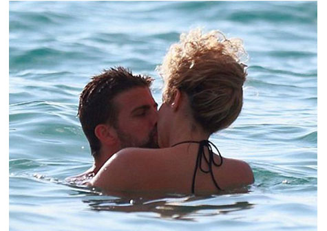 Shakira presumió cuerpazo en playas de Hawaii (+Fotos)