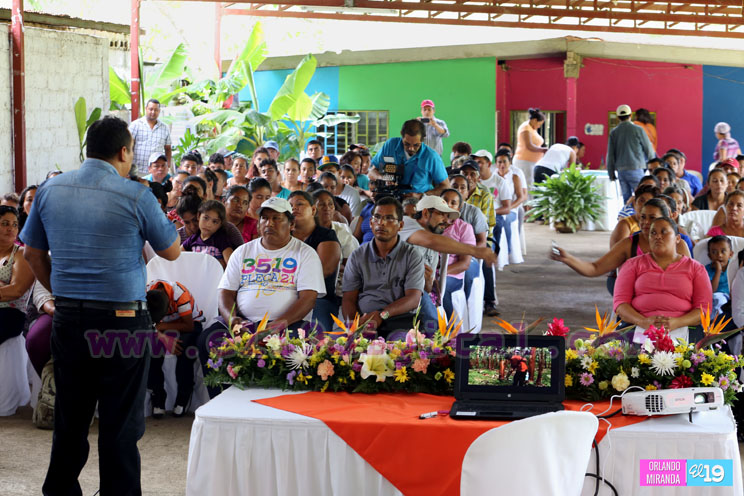 Productores de plátano reflexionan sobre el uso de prácticas para el control de plagas y enfermedades
