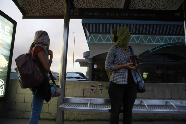 Volcán Turrialba mantiene expulsión intermitente de cenizas en Costa Rica