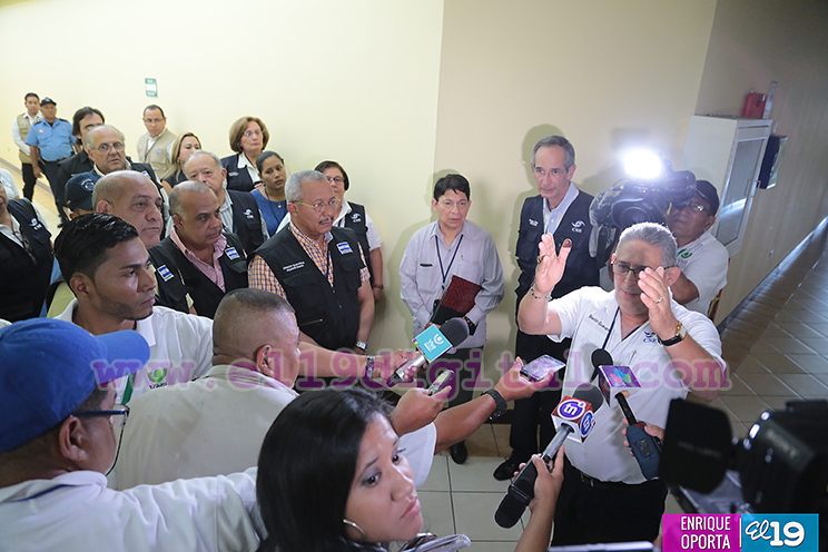 ⁠⁠⁠Invitados y expertos electorales visitan Centro de Cómputos del CSE