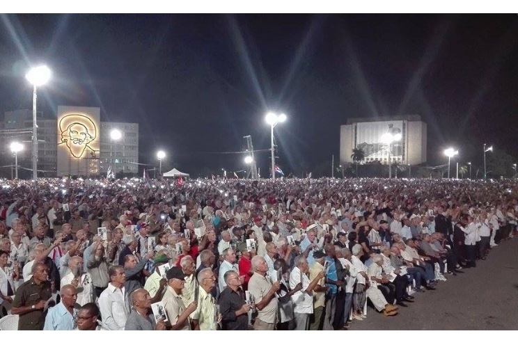 Multitudinario acto político-cultural en homenaje al Comandante Fidel en Cuba