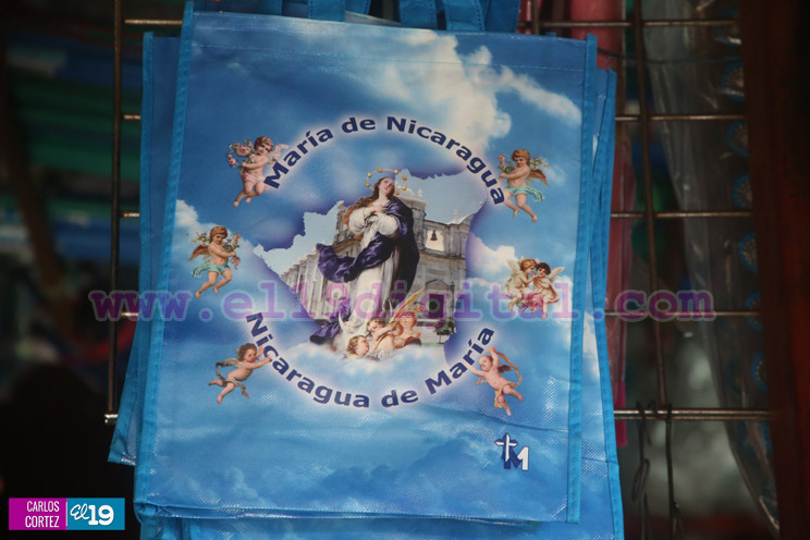 Comerciantes satisfechos con buenas ventas de productos alusivos a La Gritería