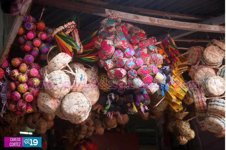 Comerciantes satisfechos con buenas ventas de productos alusivos a La Gritería