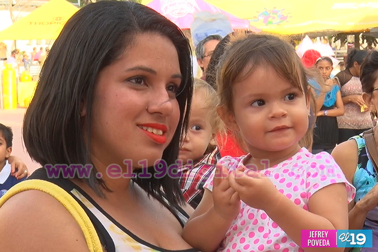 Pastorelas navideñas y ballet folklórico en la Plaza 22 de Agosto