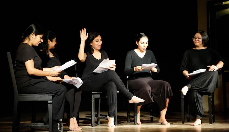 Cuentos de Rubén Darío adaptados al hindi atraen a niños en la India