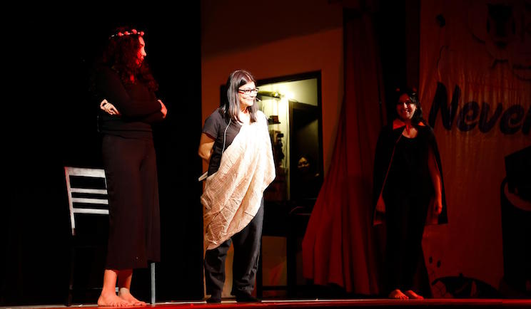 Cuentos de Rubén Darío adaptados al hindi atraen a niños en la India