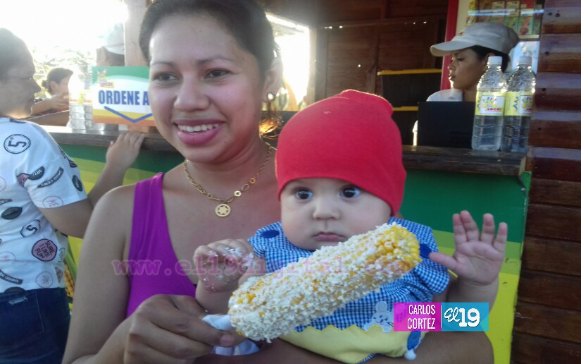 La loca idea de vender elotes dulces que hoy es todo un éxito comercial