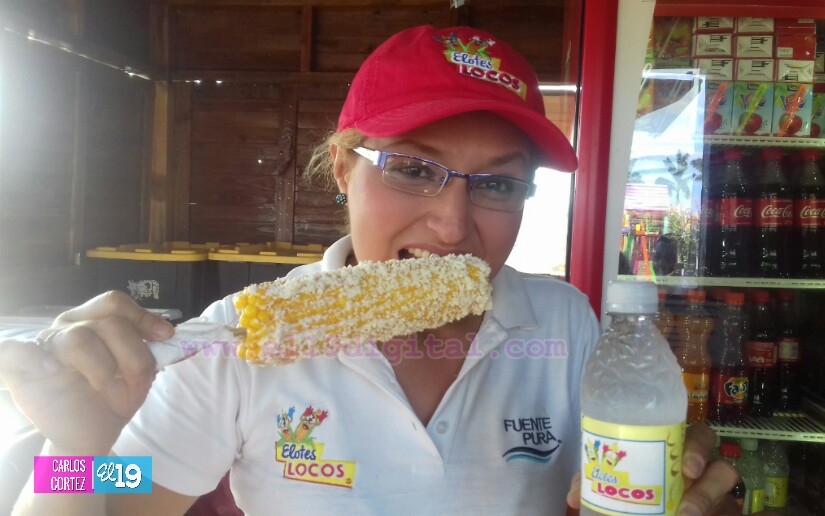 La loca idea de vender elotes dulces que hoy es todo un éxito comercial