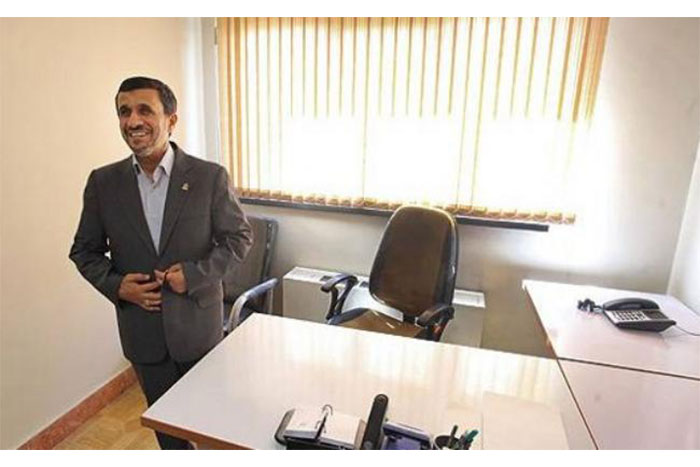 Ex presidente Ahmadineyad vuelve a ejercer como profesor universitario