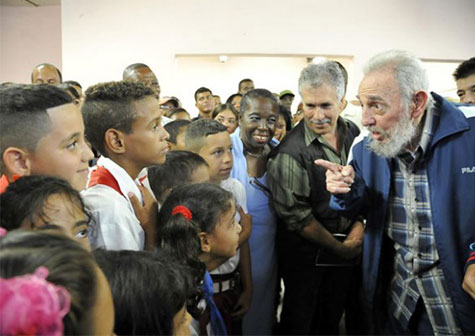 Inauguró Fidel Complejo Educacional “Vilma Espín Guillois” (VIDEO)