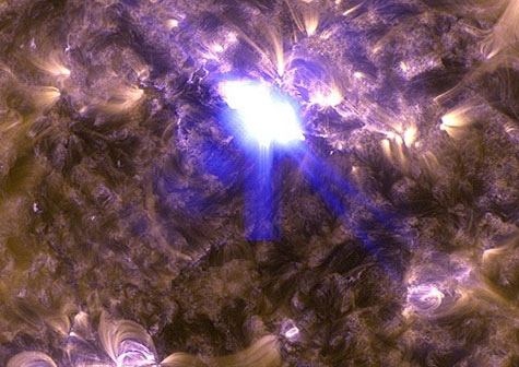 La NASA 'congela' la erupción solar más potente del año