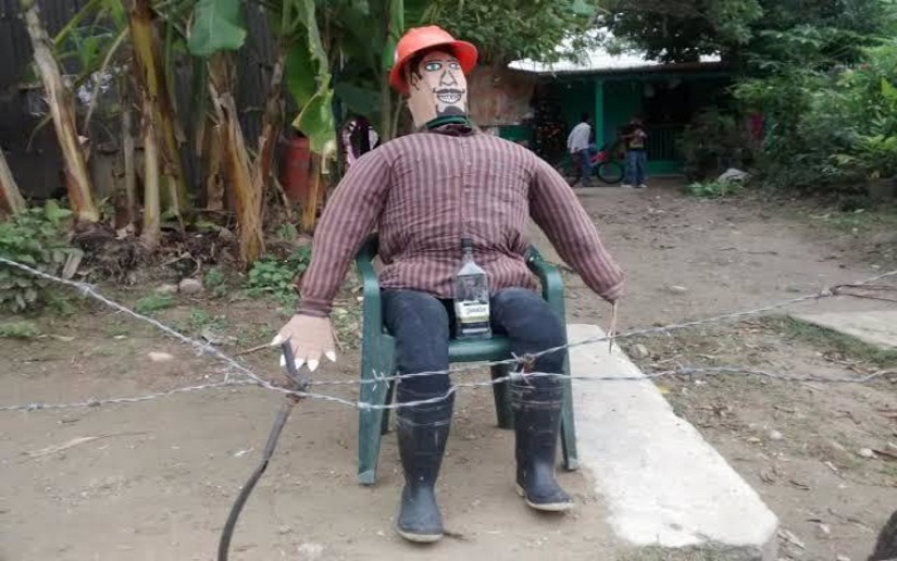 Quema del muñeco de fin de año, una tradición latinoamericana