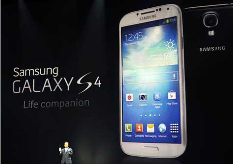 Samsung saca su Galaxy S4 para ganarle más terreno a Apple