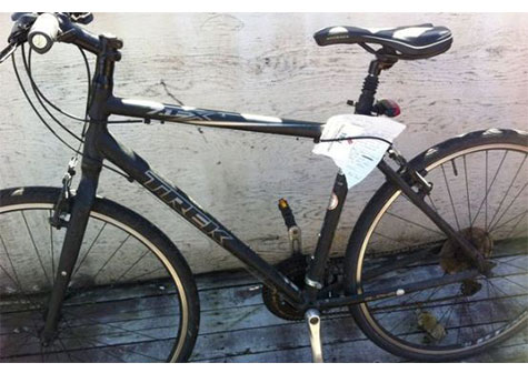 Roba bicicleta y la devuelve con una carta de disculpas