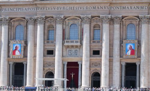 El Papa Francisco declara santos a Juan Pablo II y Juan XXIII 