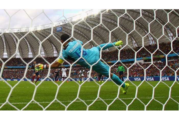 Francia vence a Honduras 3-0 con goles de Karim Benzema