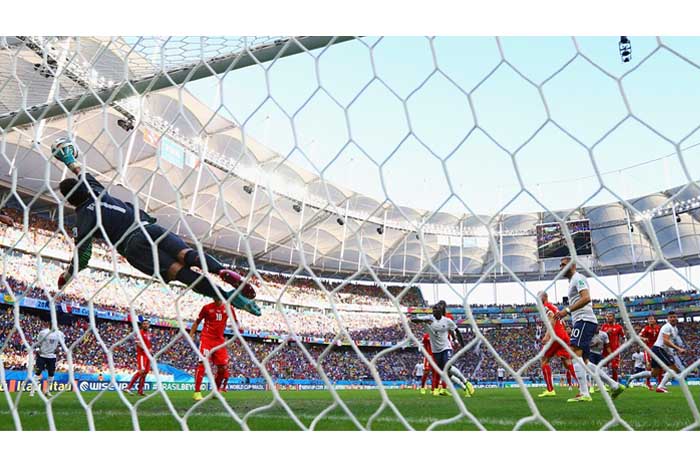 Contundente victoria de Francia ante Suiza 5-2