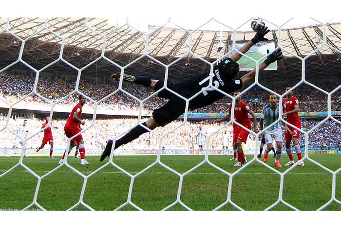 Argentina obtiene su victoria sobre Irán por la mínima