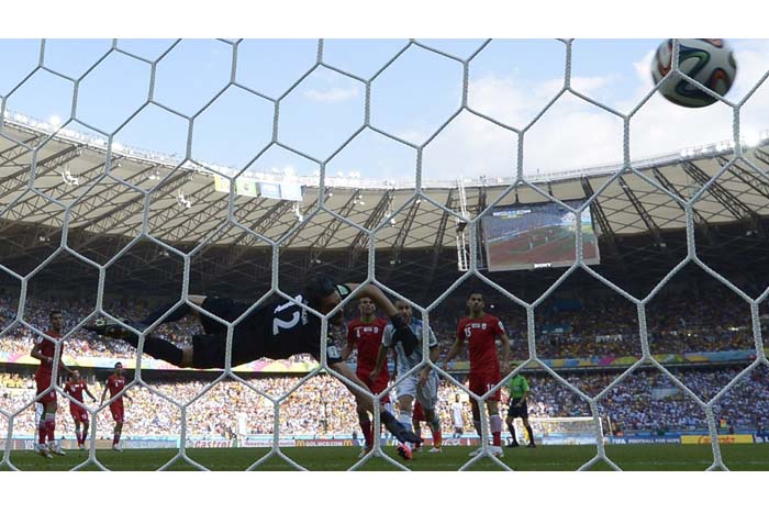 Argentina obtiene su victoria sobre Irán por la mínima