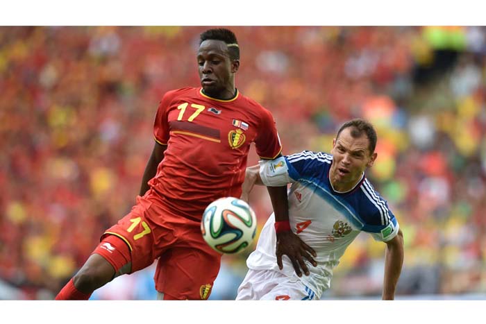 Belgica deja tendido a Rusia en el último minuto