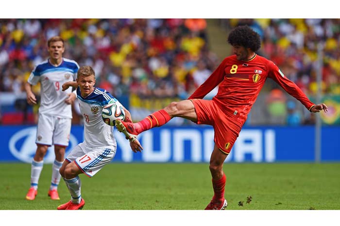 Belgica deja tendido a Rusia en el último minuto