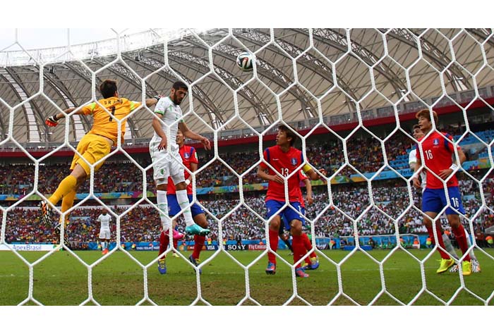 Argelia se impone a Corea del Sur