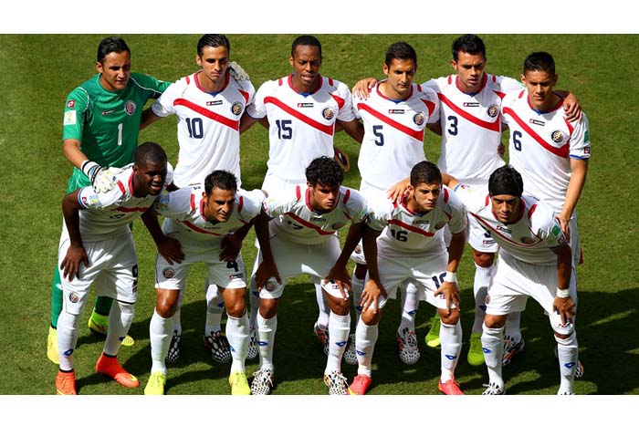 La revelación Costa Rica busca ganar a Inglaterra y evitar a Colombia