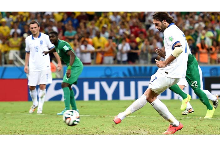 Grecia le arrebata la clasificación a octavos de final a Costa de Marfil 