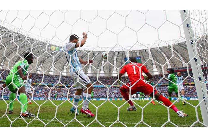 Argentina se impone a Nigeria 3-2
