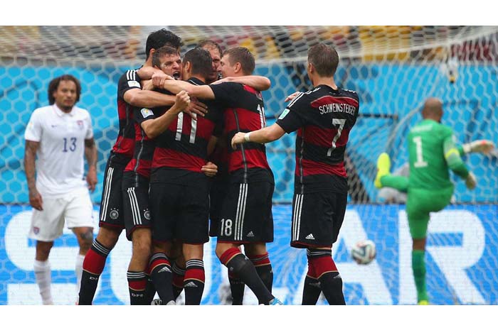 Alemania y Estados Unidos pasan a octavos de final